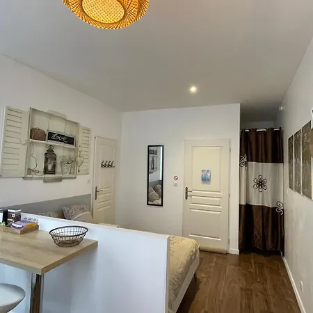 Chez Jean-yves Et Zoe - Le Carpe Diem - Au Calme, Tres Propre, Proche Parkings