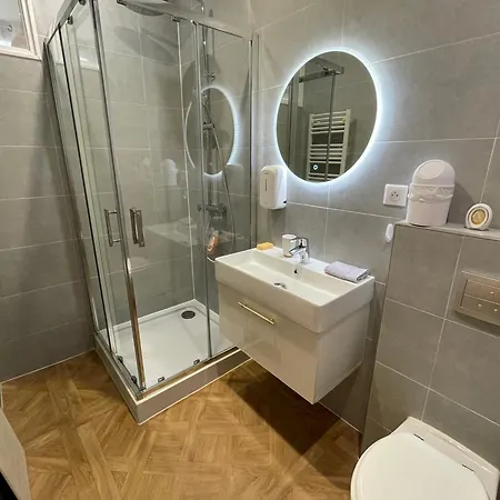 Chez Jean-yves Et Zoe - Le Carpe Diem - Au Calme, Tres Propre, Proche Parkings * Niort